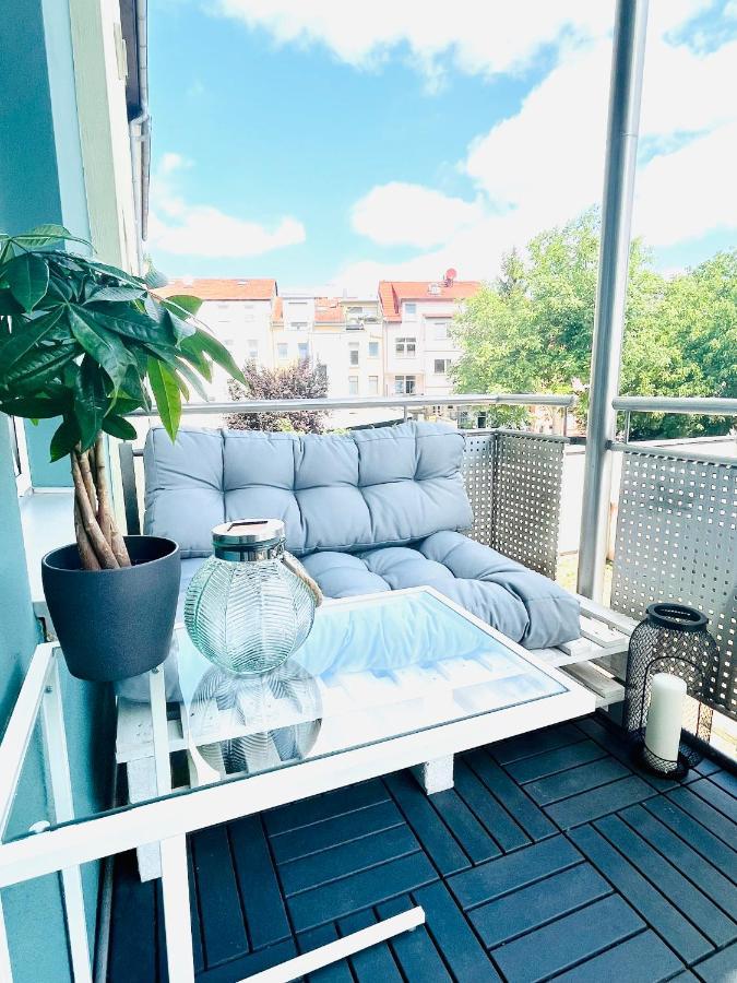 Renoviertes Apartment In Zentraler Lage - Wlan, Smart-Tv, Kuche, Balkon Und Queensize-Bett Fur 4 Gaste Erfurt Exterior photo